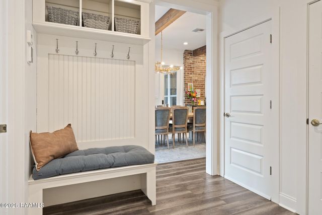 118 Laken Lane, Lafayette, LA 70508