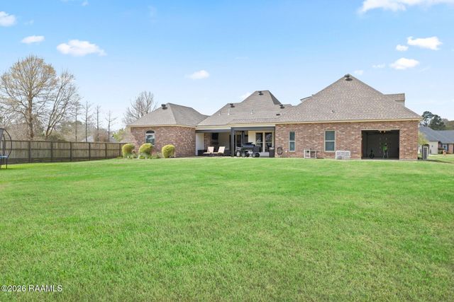 118 Laken Lane, Lafayette, LA 70508