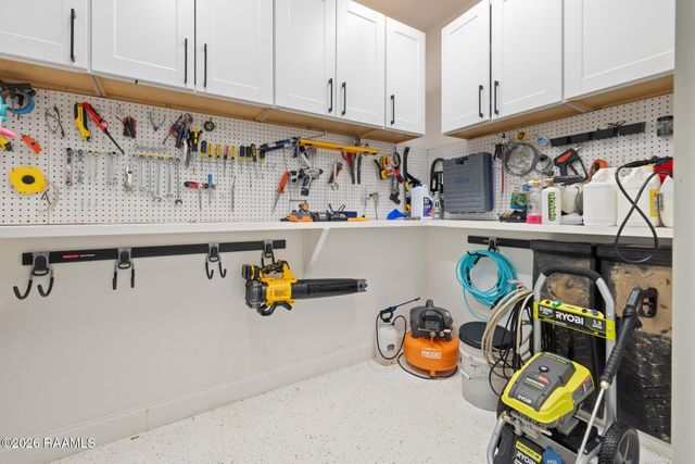 118 Laken Lane, Lafayette, LA 70508