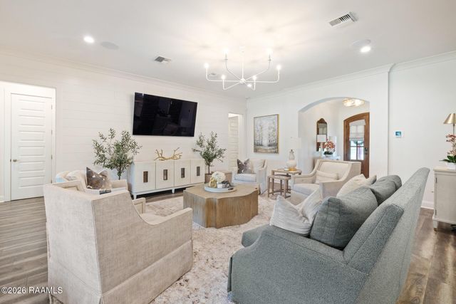 118 Laken Lane, Lafayette, LA 70508