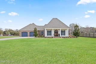 118 Laken Lane, Lafayette, LA 70508