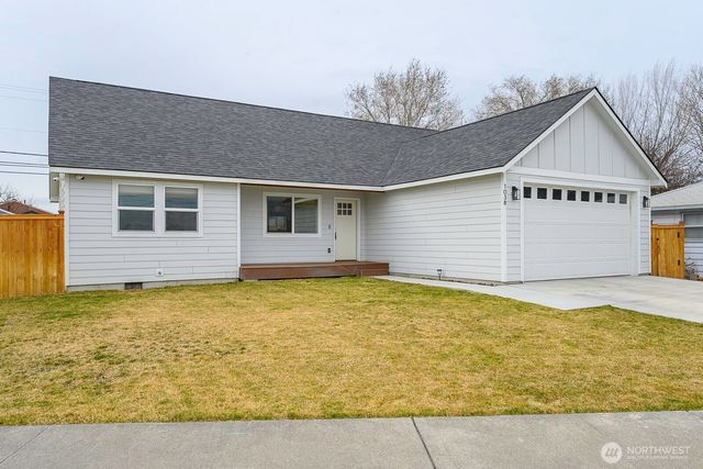 1038 W Lakeside Drive, Moses Lake, WA 98837