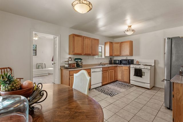 5819 S 32nd West Avenue, Tulsa, OK 74107