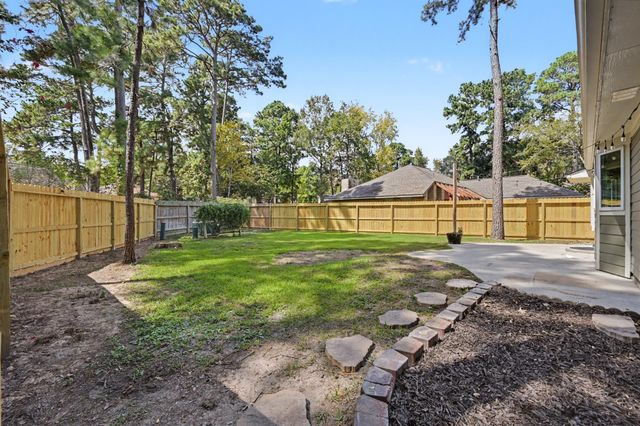 79 Fallshire Drive, The Woodlands, TX 77381