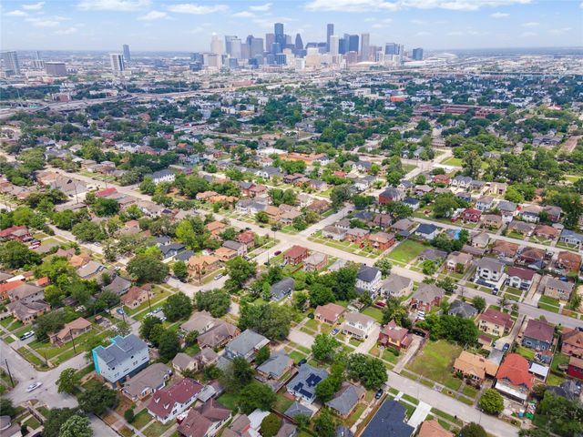 2512 Cleburne Street, Houston, TX 77004