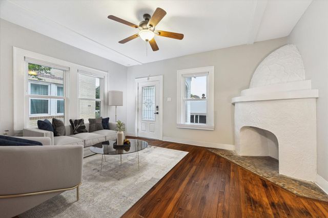 2512 Cleburne Street, Houston, TX 77004