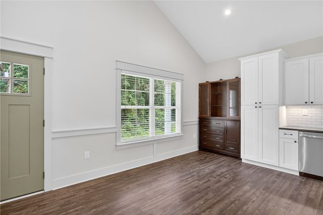 450 Lucky Street, Westminster, SC 29693