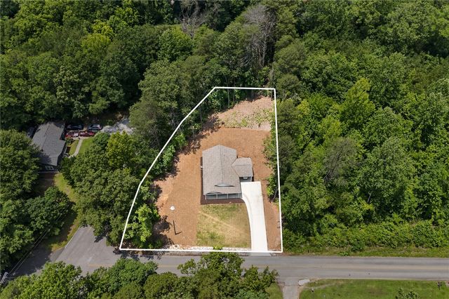 450 Lucky Street, Westminster, SC 29693
