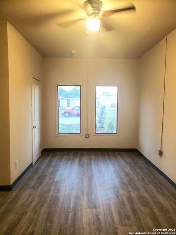 1211 Gladstone, San Antonio, TX 78225