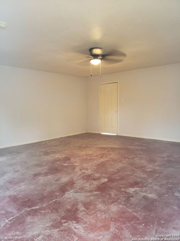 1211 Gladstone, San Antonio, TX 78225