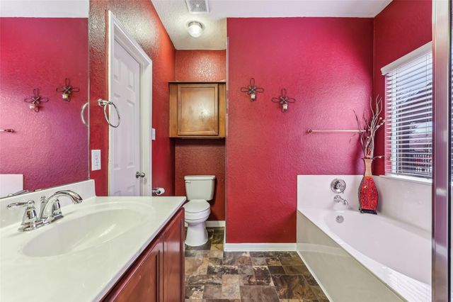 221 Brazoria TRL, San Marcos, TX 78666