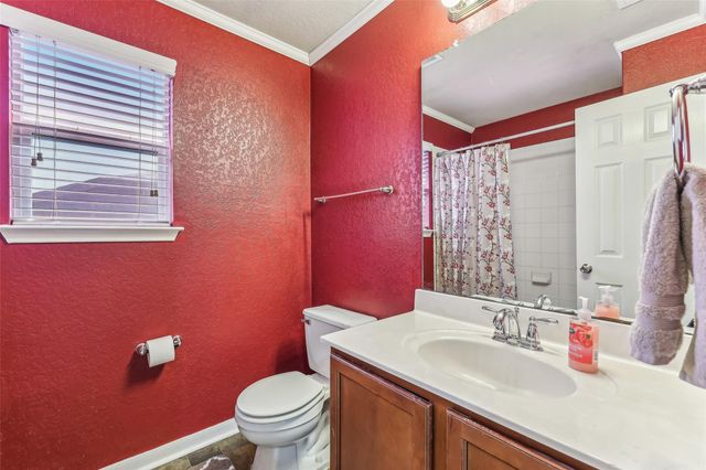 221 Brazoria TRL, San Marcos, TX 78666