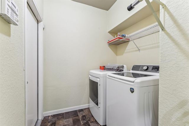 221 Brazoria TRL, San Marcos, TX 78666