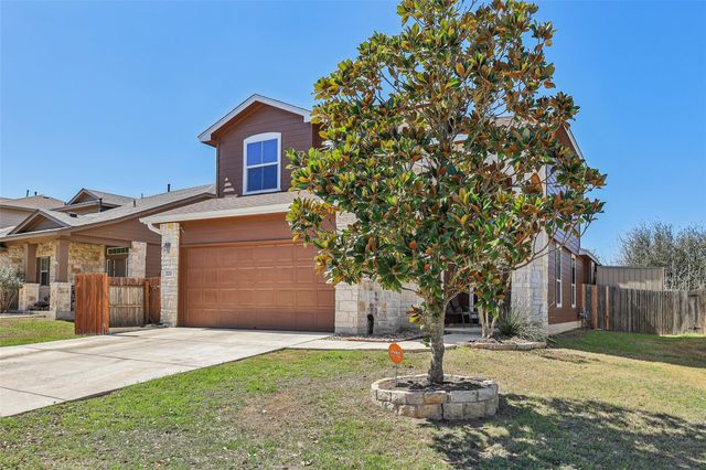 221 Brazoria TRL, San Marcos, TX 78666