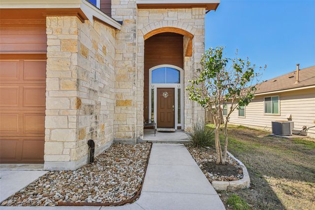 221 Brazoria TRL, San Marcos, TX 78666