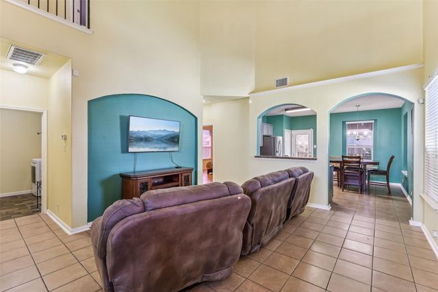 221 Brazoria TRL, San Marcos, TX 78666