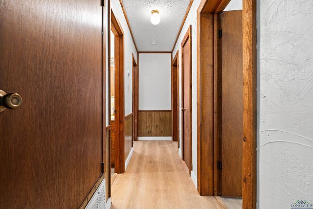 6 Honeysuckle Ln, Longview, TX 75604