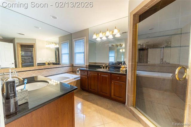 717 S Kenwood Avenue, Royal Oak, MI 48067