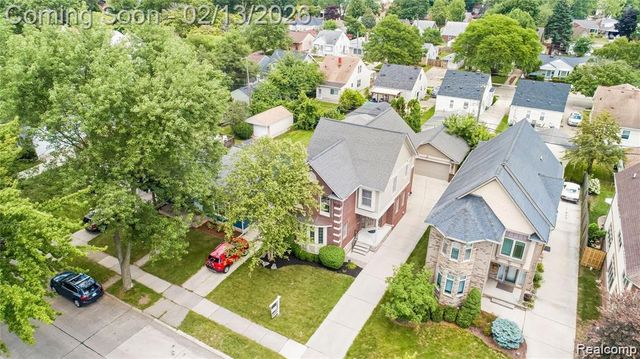 717 S Kenwood Avenue, Royal Oak, MI 48067