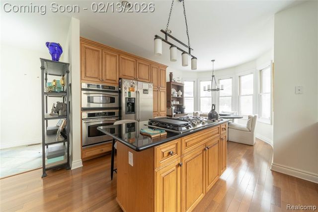 717 S Kenwood Avenue, Royal Oak, MI 48067