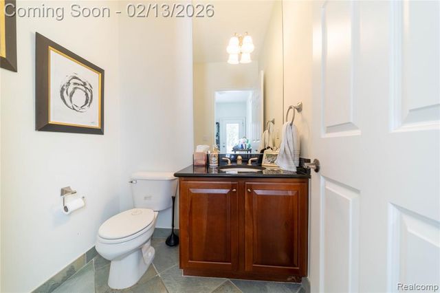 717 S Kenwood Avenue, Royal Oak, MI 48067