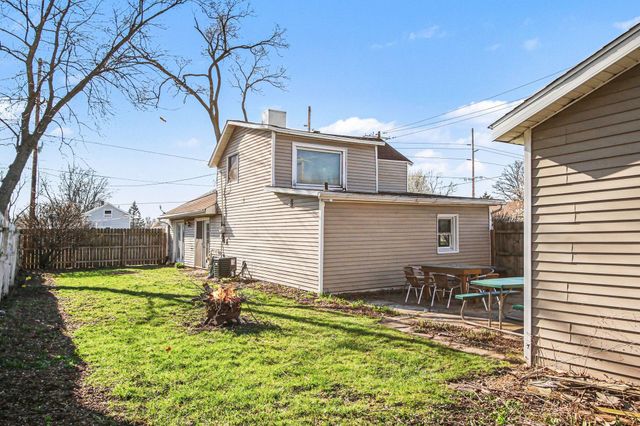 200 Harrington Avenue, Crown Point, IN 46307