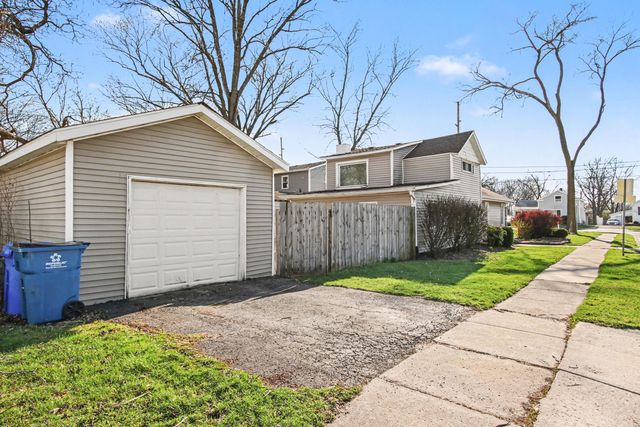 200 Harrington Avenue, Crown Point, IN 46307