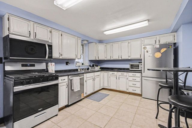 200 Harrington Avenue, Crown Point, IN 46307