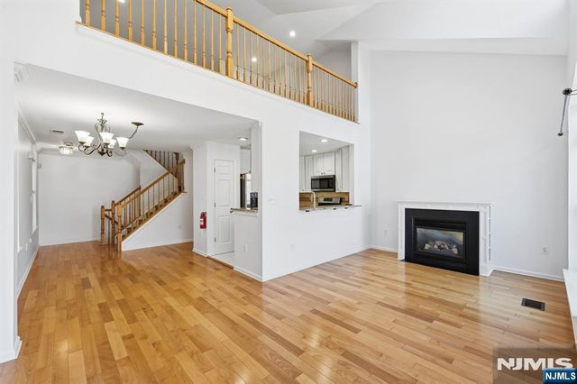 261 Riverwalk Way Q174, Clifton, NJ 07014