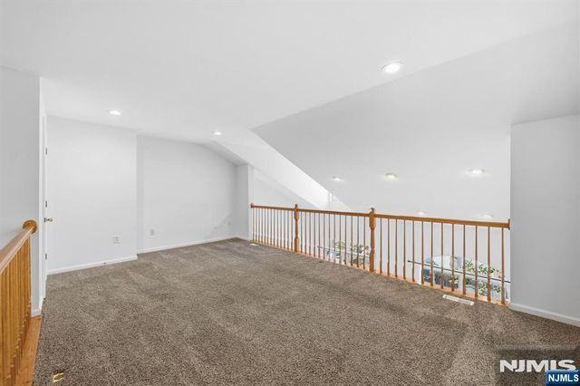 261 Riverwalk Way Q174, Clifton, NJ 07014
