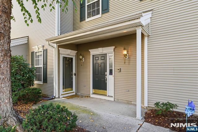 261 Riverwalk Way Q174, Clifton, NJ 07014