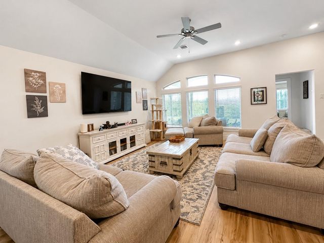 2719 Sellers Island Drive, League City, TX 77573