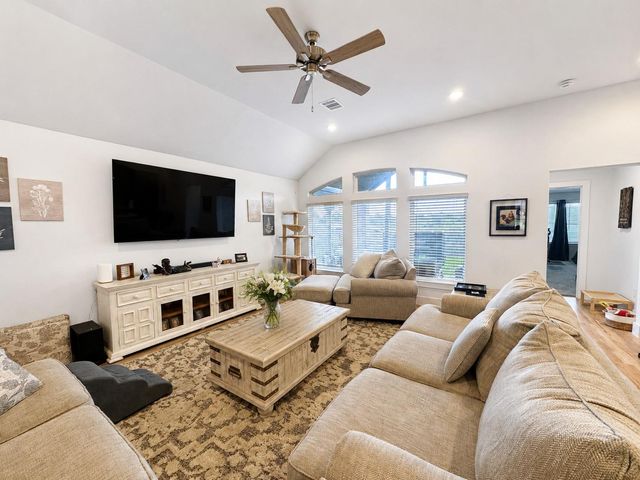 2719 Sellers Island Drive, League City, TX 77573