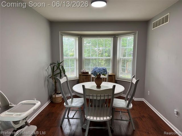6536 Greenbriar Drive, Van Buren, MI 48111