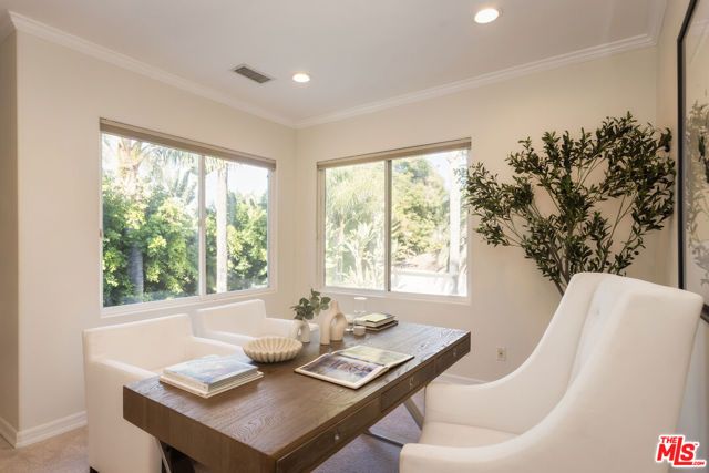 14985 Valley Vista Boulevard, Los Angeles, CA 91403