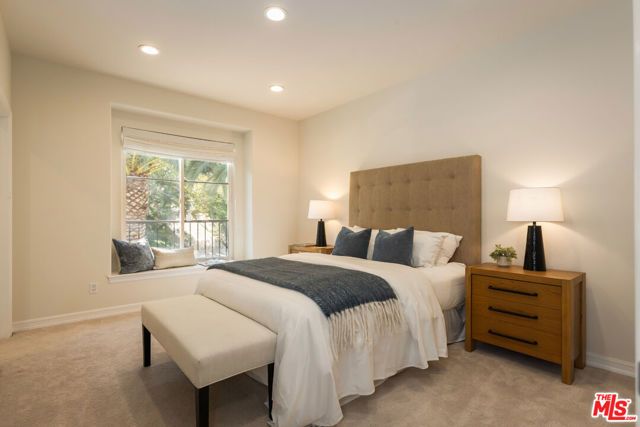 14985 Valley Vista Boulevard, Los Angeles, CA 91403