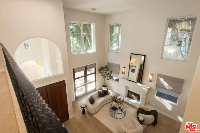 14985 Valley Vista Boulevard, Los Angeles, CA 91403