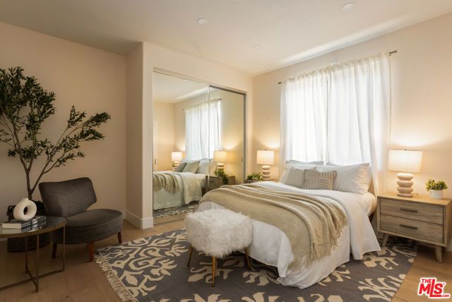 14985 Valley Vista Boulevard, Los Angeles, CA 91403