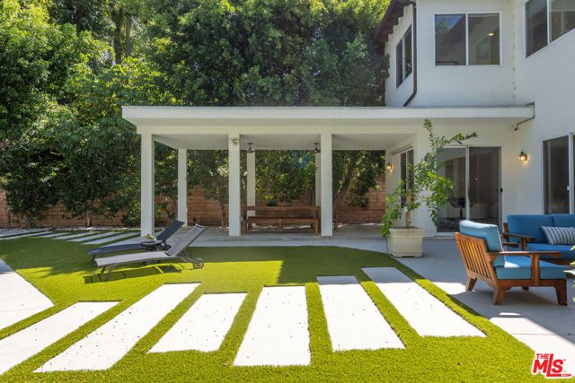 14985 Valley Vista Boulevard, Los Angeles, CA 91403