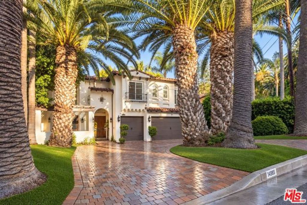 14985 Valley Vista Boulevard, Los Angeles, CA 91403