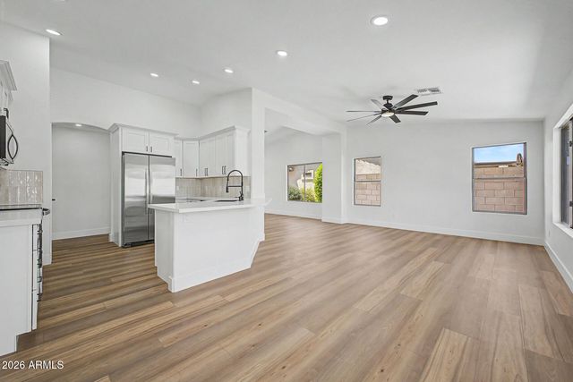 2554 E MORGAN Court, Gilbert, AZ 85295