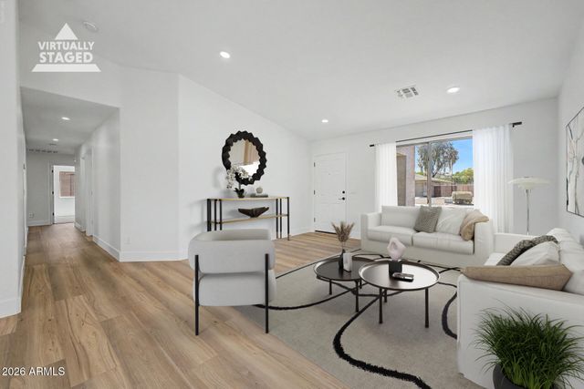 2554 E MORGAN Court, Gilbert, AZ 85295