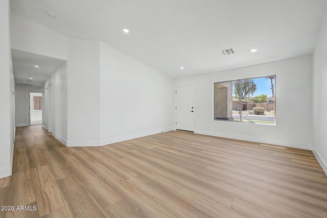 2554 E MORGAN Court, Gilbert, AZ 85295