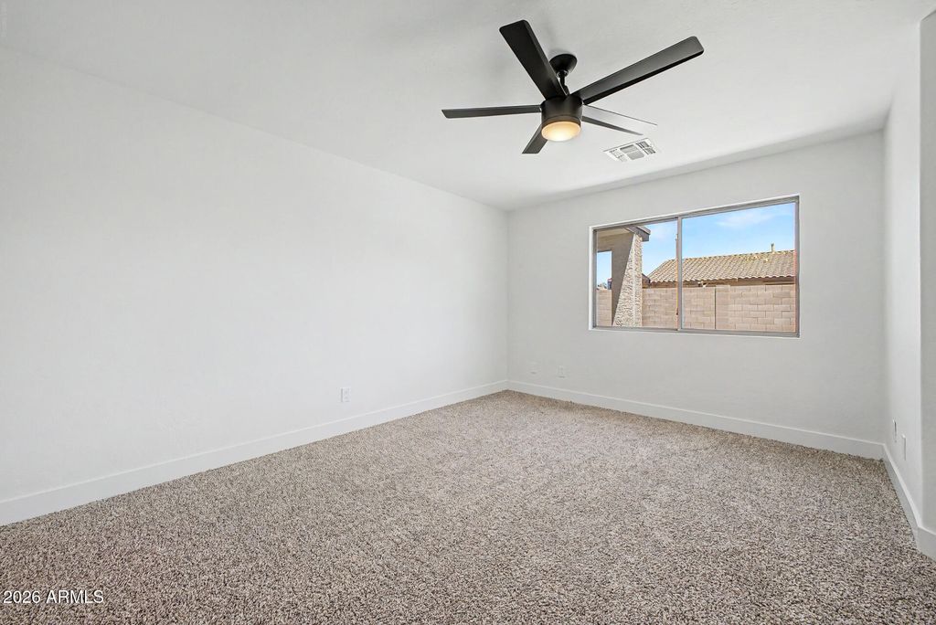 Image 20 of property listing at 2554 E MORGAN Court, Gilbert, AZ 85295