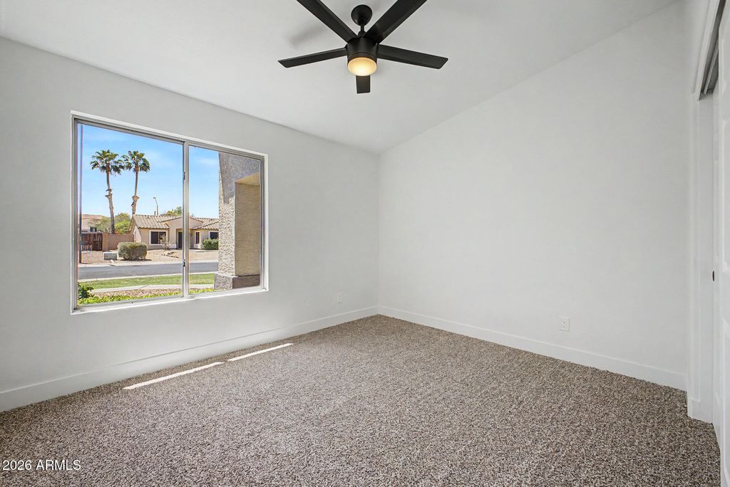 Image 27 of property listing at 2554 E MORGAN Court, Gilbert, AZ 85295