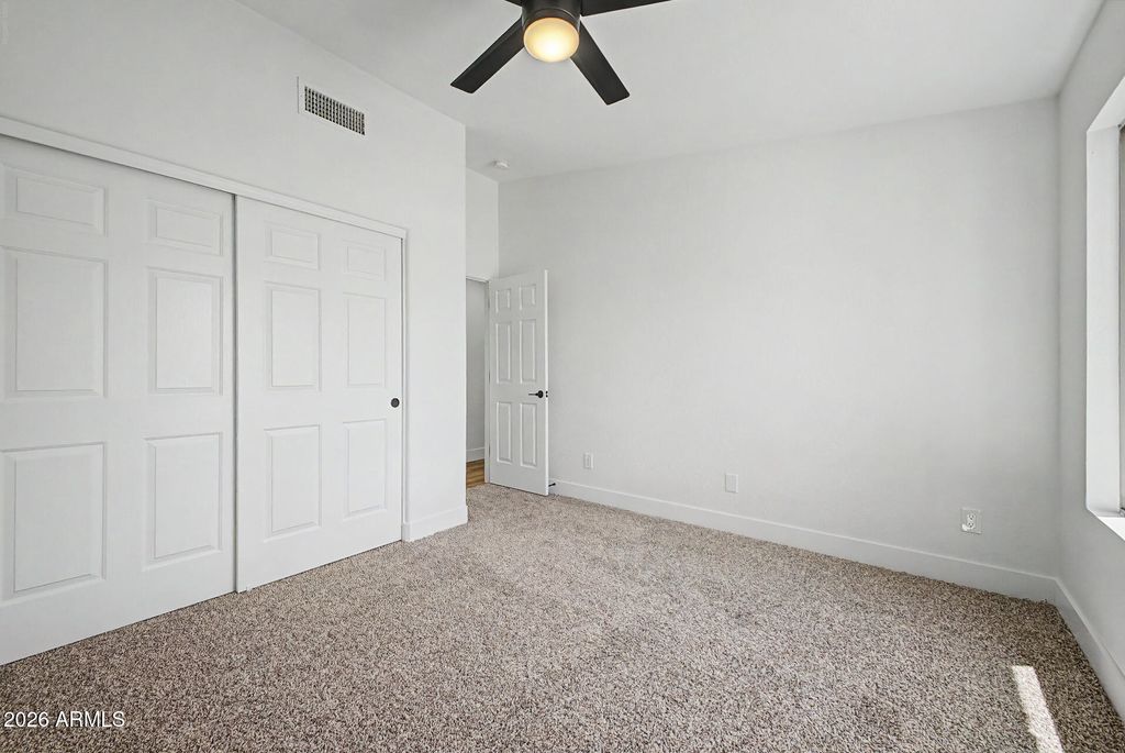 Image 28 of property listing at 2554 E MORGAN Court, Gilbert, AZ 85295
