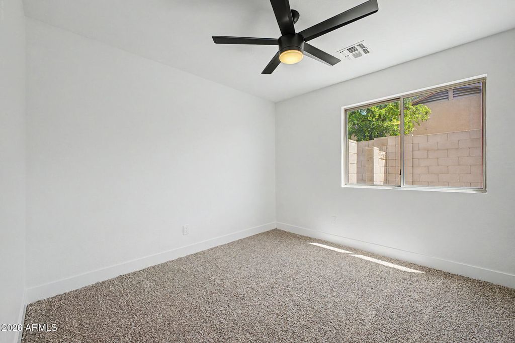 Image 30 of property listing at 2554 E MORGAN Court, Gilbert, AZ 85295
