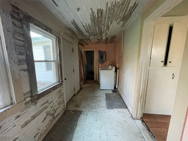 518 High Street, Pleasant City, OH 43772