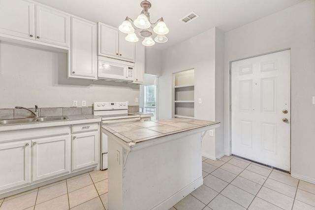 1391 N Paddock Street, Stephenville, TX 76401