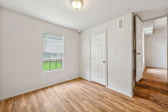 1391 N Paddock Street, Stephenville, TX 76401